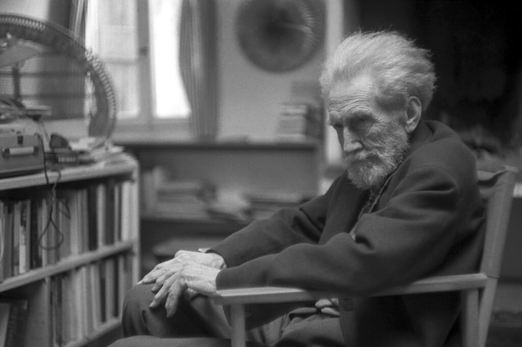 Ezra Paund
